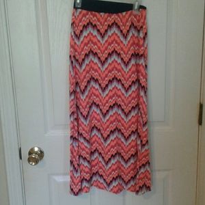Girl my Michelle long skirt size med